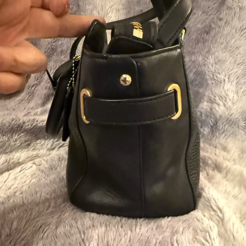 Coach Swagger Black Satchel Bag with Gold Accents F55665 EUC - Picture 14 of 16